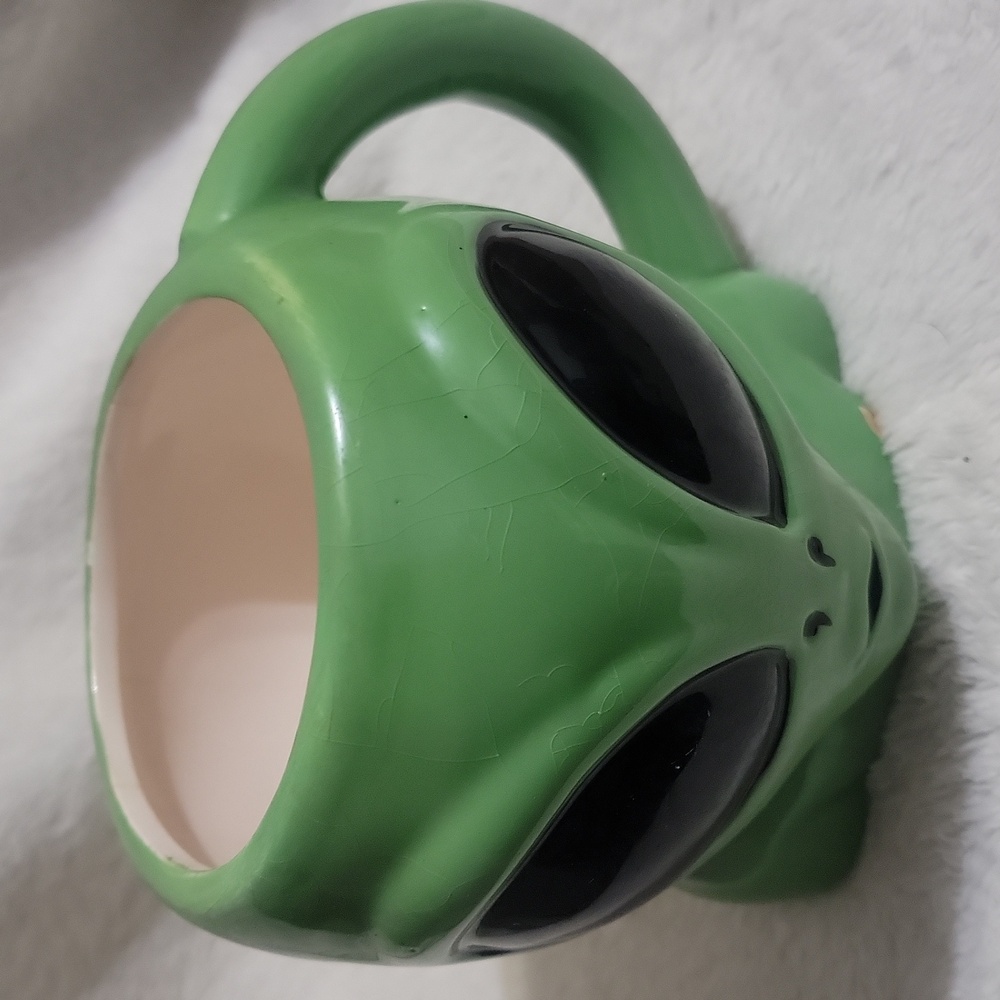 Mugniv Alien Mug - Picture 2 of 8